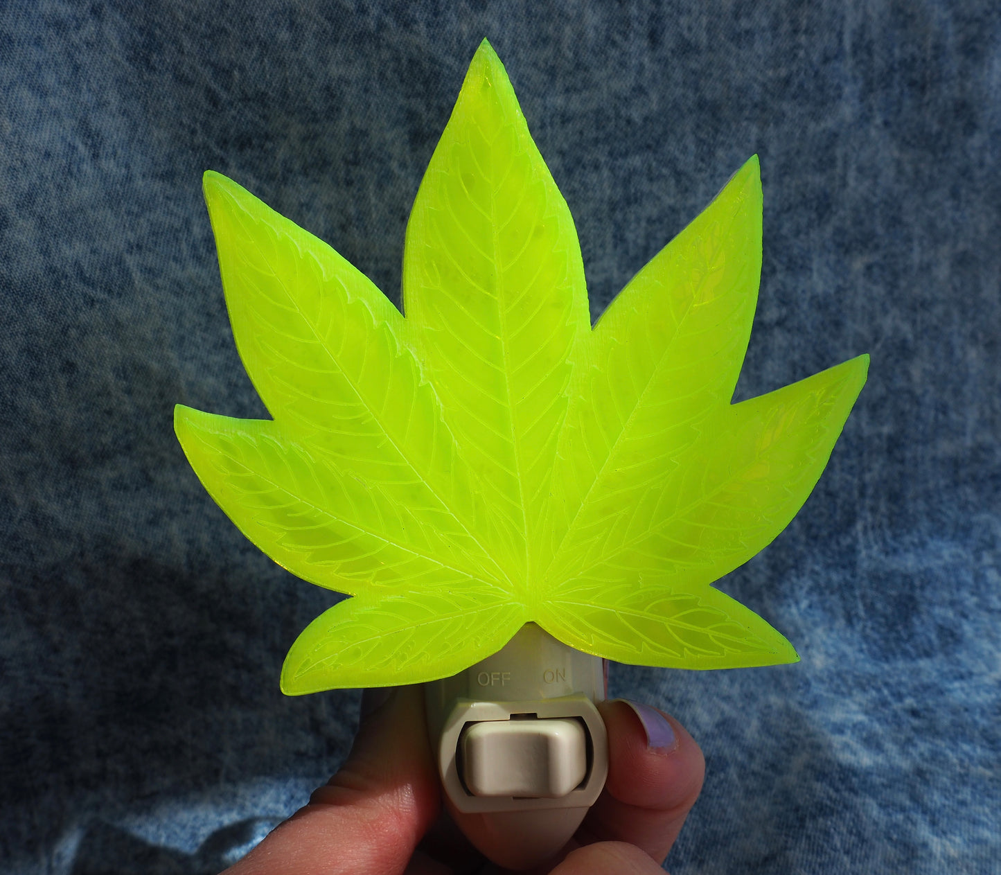 Cannabis Leaf Night Light